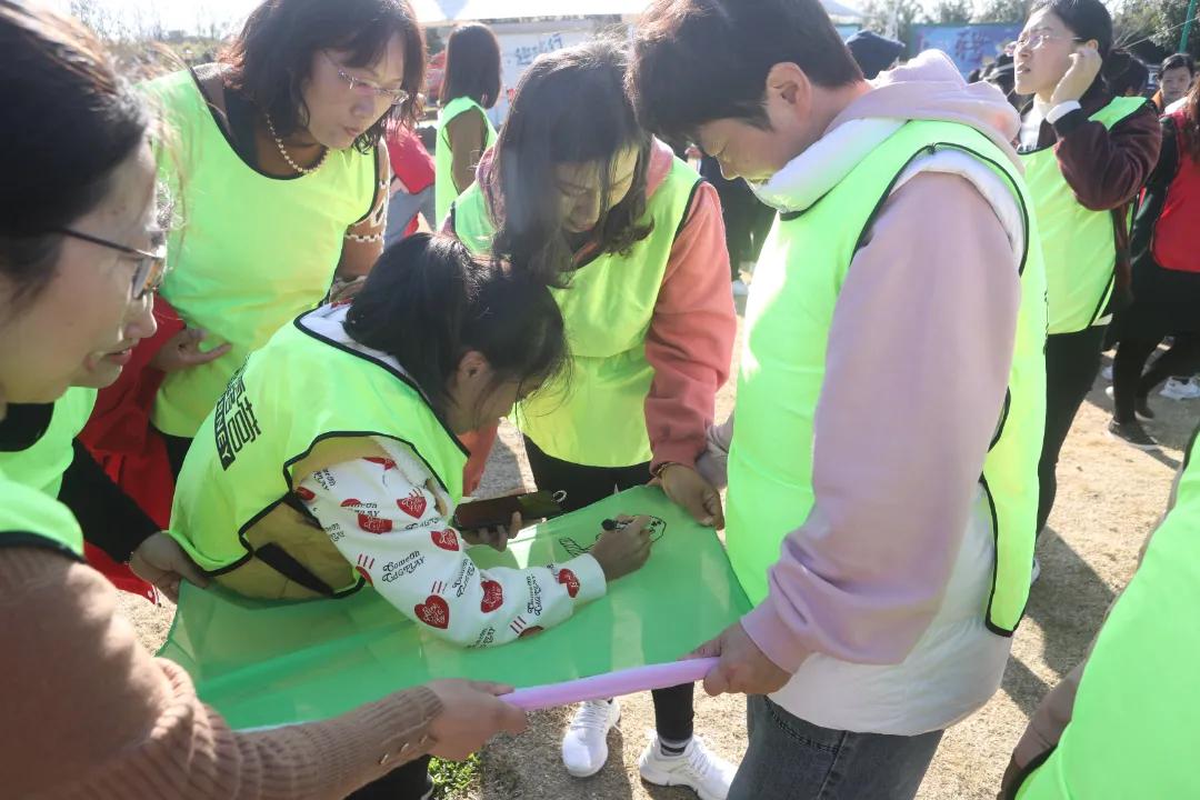 兴仁小学工会开沙岛团建活动4